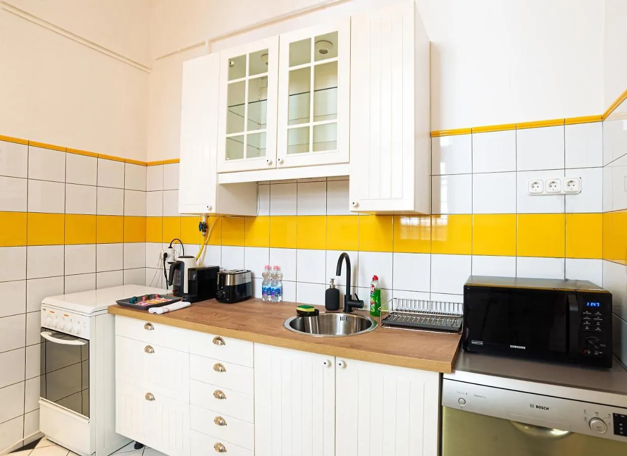 Terrace Vuvu - Apartment With Balcony In The Heart Of Budapest