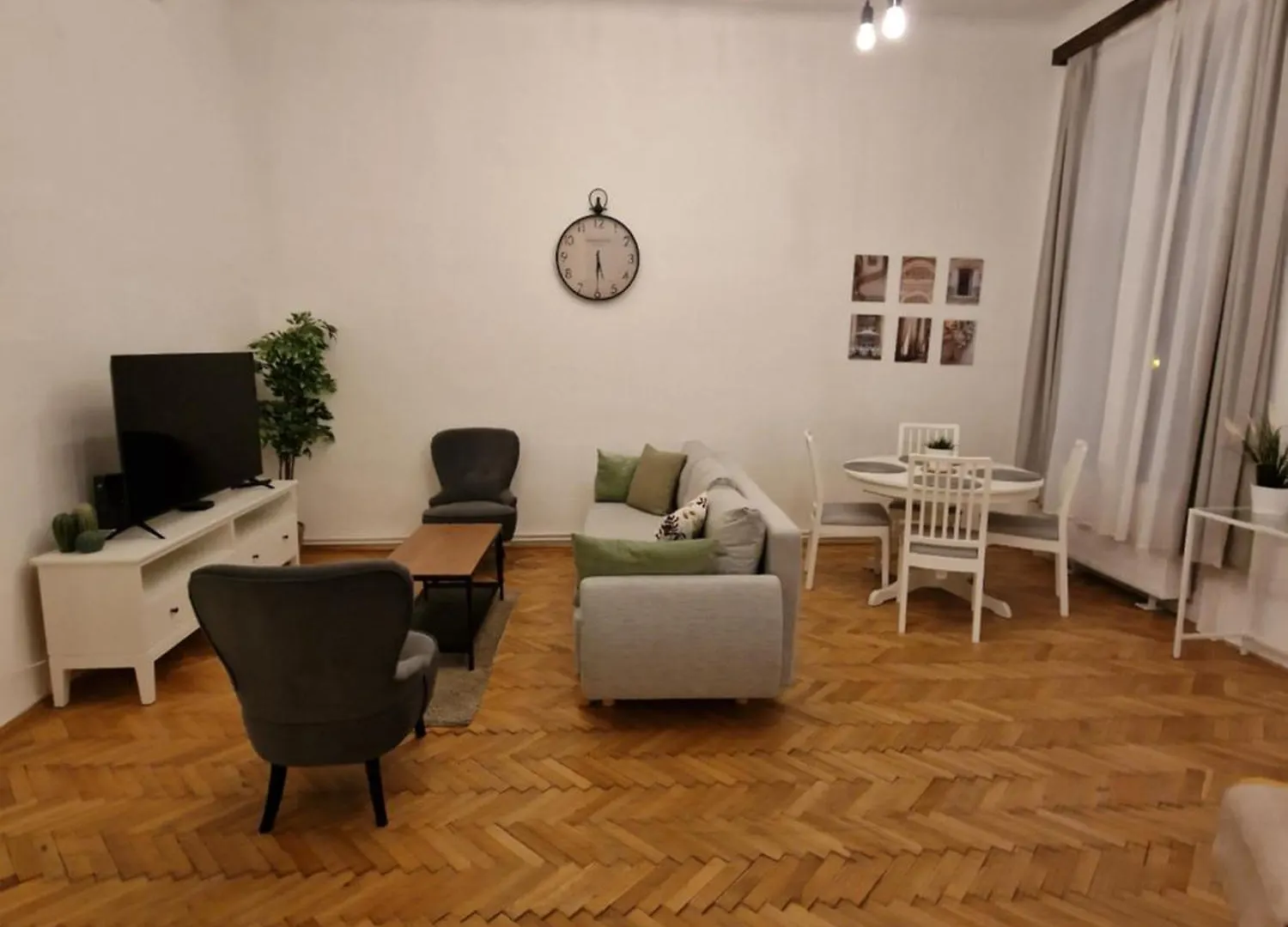 Terrace Vuvu - Apartment With Balcony In The Heart Of Budapest